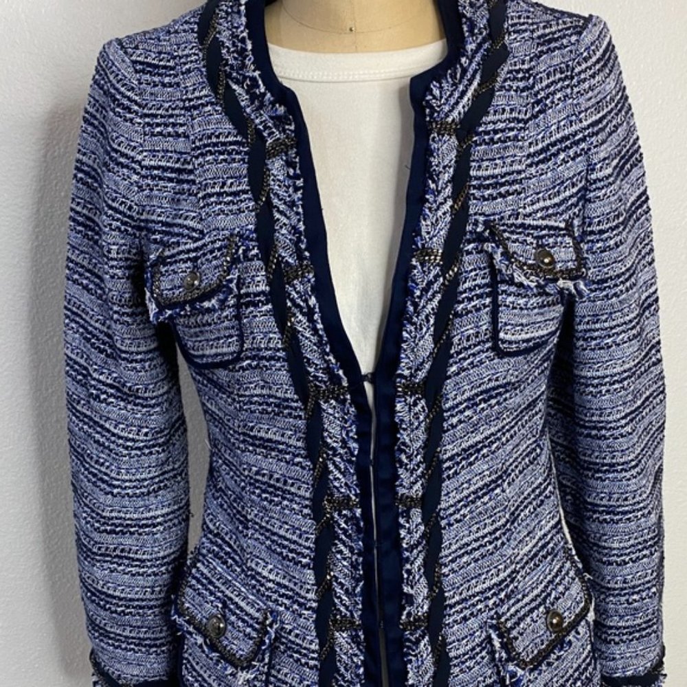 Tweed + chain Navy and White  WHBM White House Black Market Blazer size 4 Petite